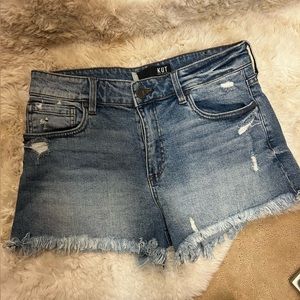 High Rise Short by KUT